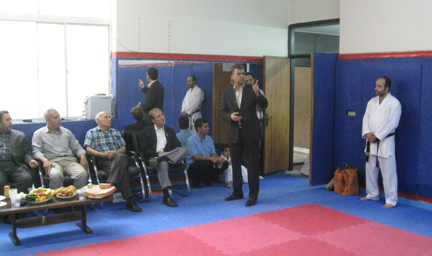 جلسه حضور اساتید در باشگاه آراباکس