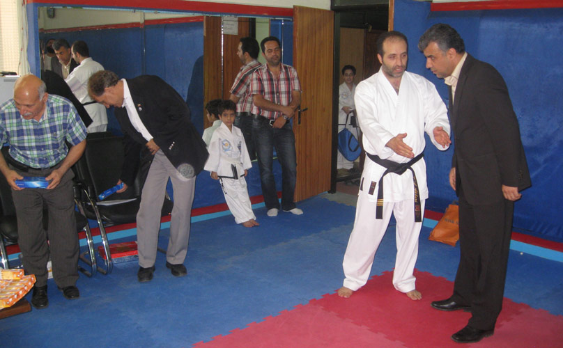 جلسه حضور اساتید در باشگاه آراباکس